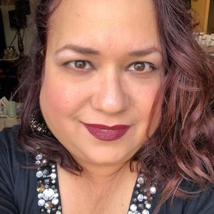 Meet your Posher, Alexandra